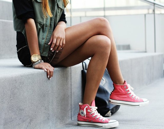 Converse Sneakers Going Beyond High Heels Mindthis 